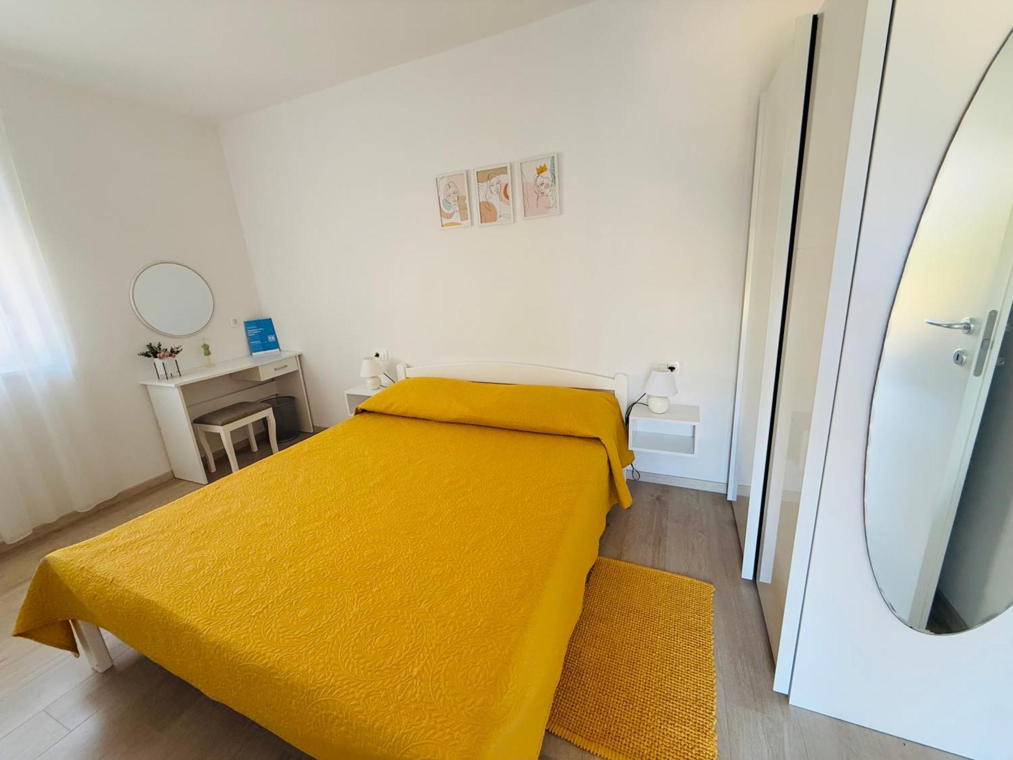 Apartment Erika - For 2 Near The Beach Pula Extérieur photo